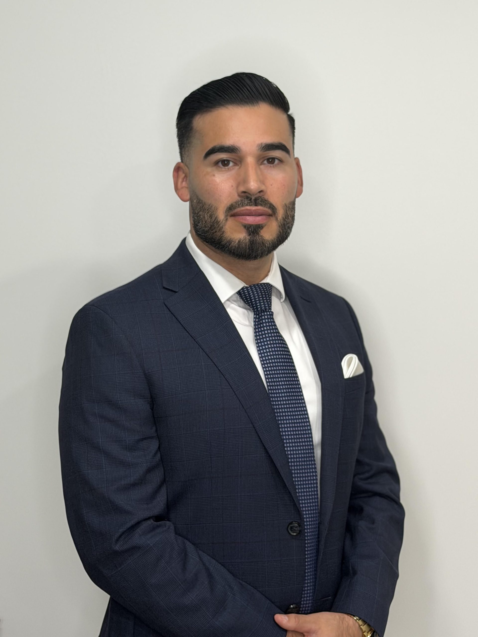 Alan Escobar Alan Escobar, attorney at Escobar Law Firm. Call (703) 268-9199 to schedule a consultation.